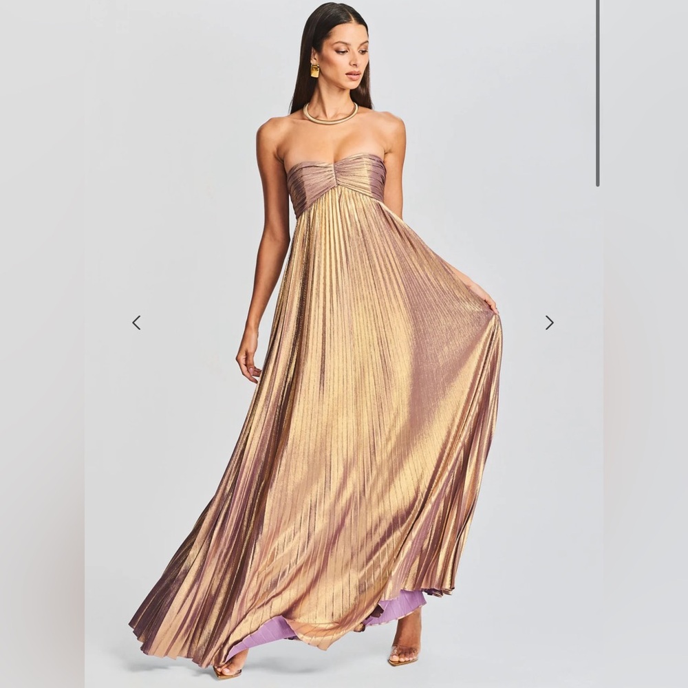 I am selling my Retrofete LYANNA DRESS in size small